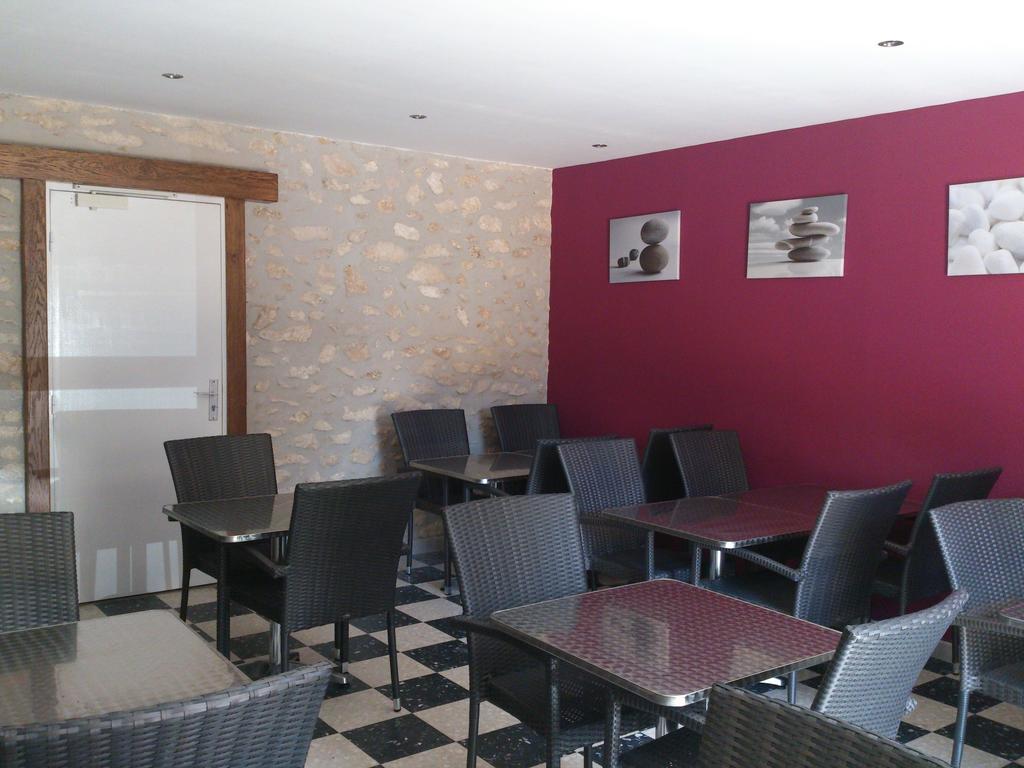 Hotel Les Petits Oreillers Saint-Martin-dʼArdèche Exteriör bild